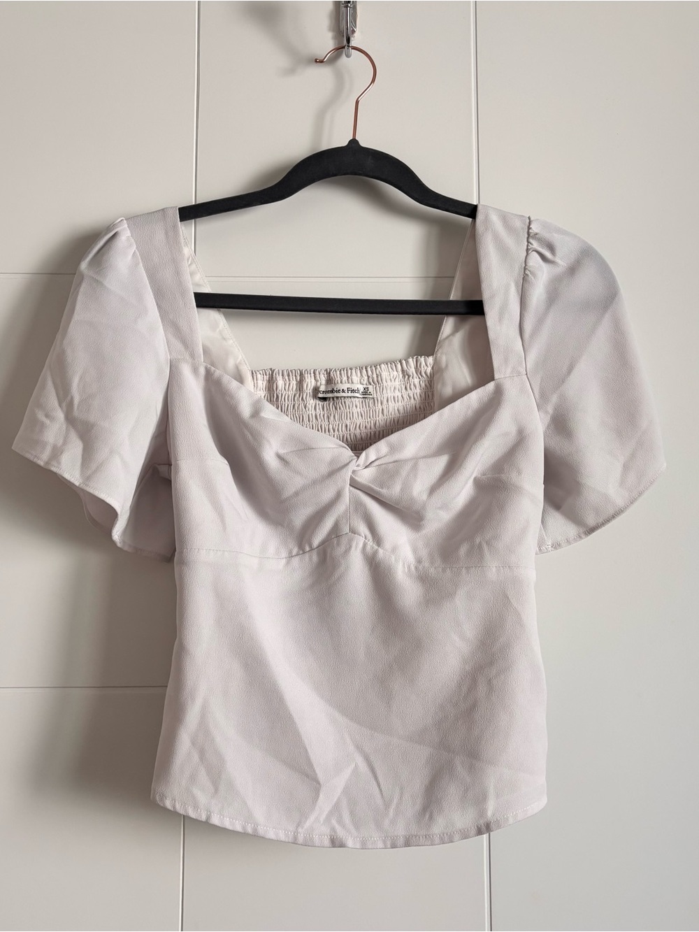 3/$45 Abercrombie & Fitch Cream Sweetheart Neck Puff Sleeve Top